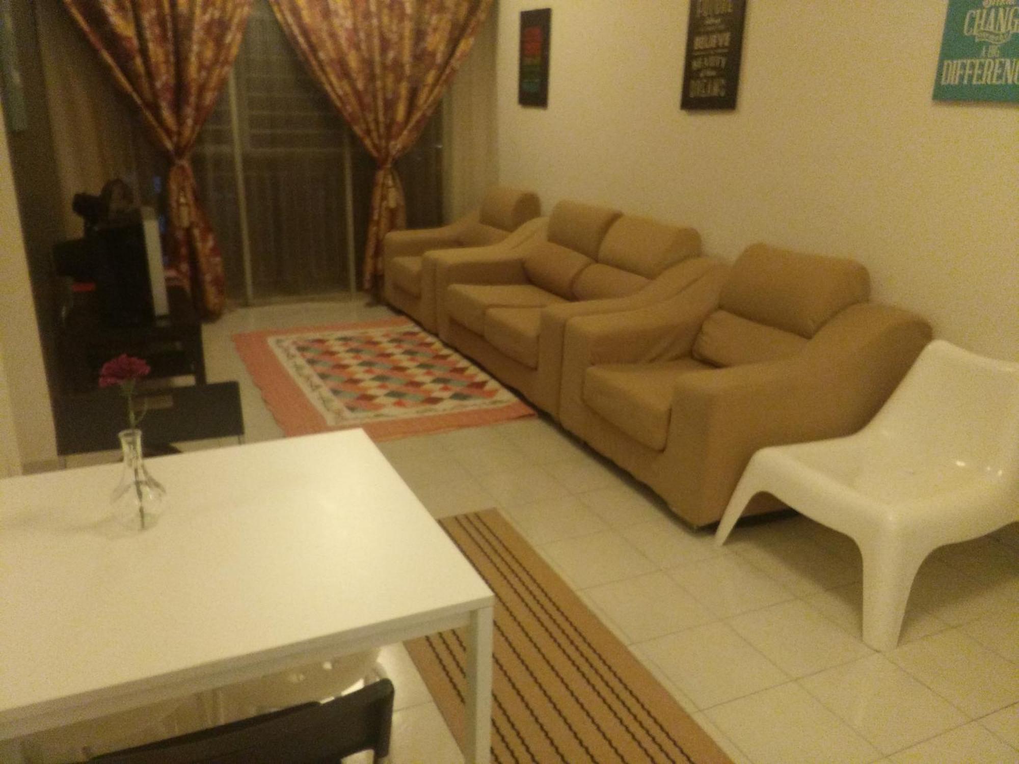 Homestay D 11 Putrajaya Netflix Wifi Exterior photo
